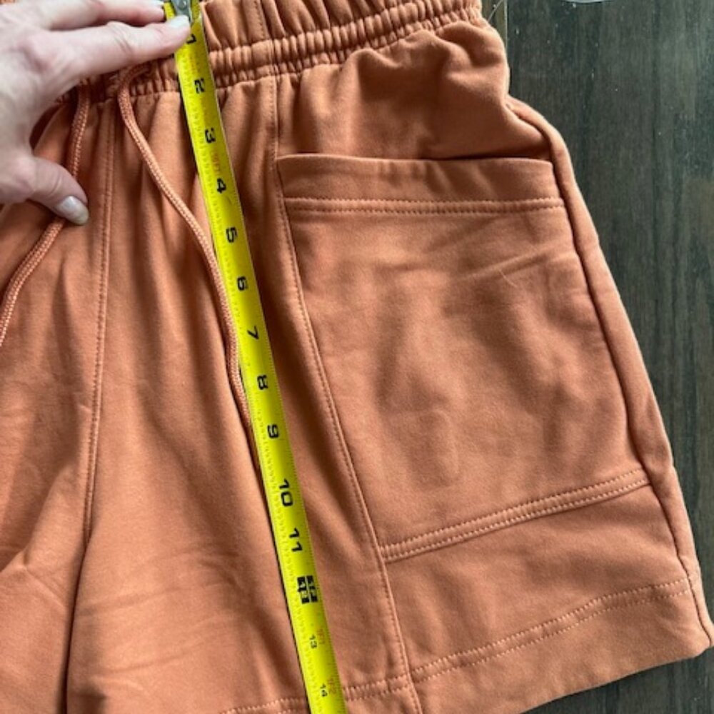 Athleta Drawstring Knit Shorts with Front Pockets - Picture 6 of 15